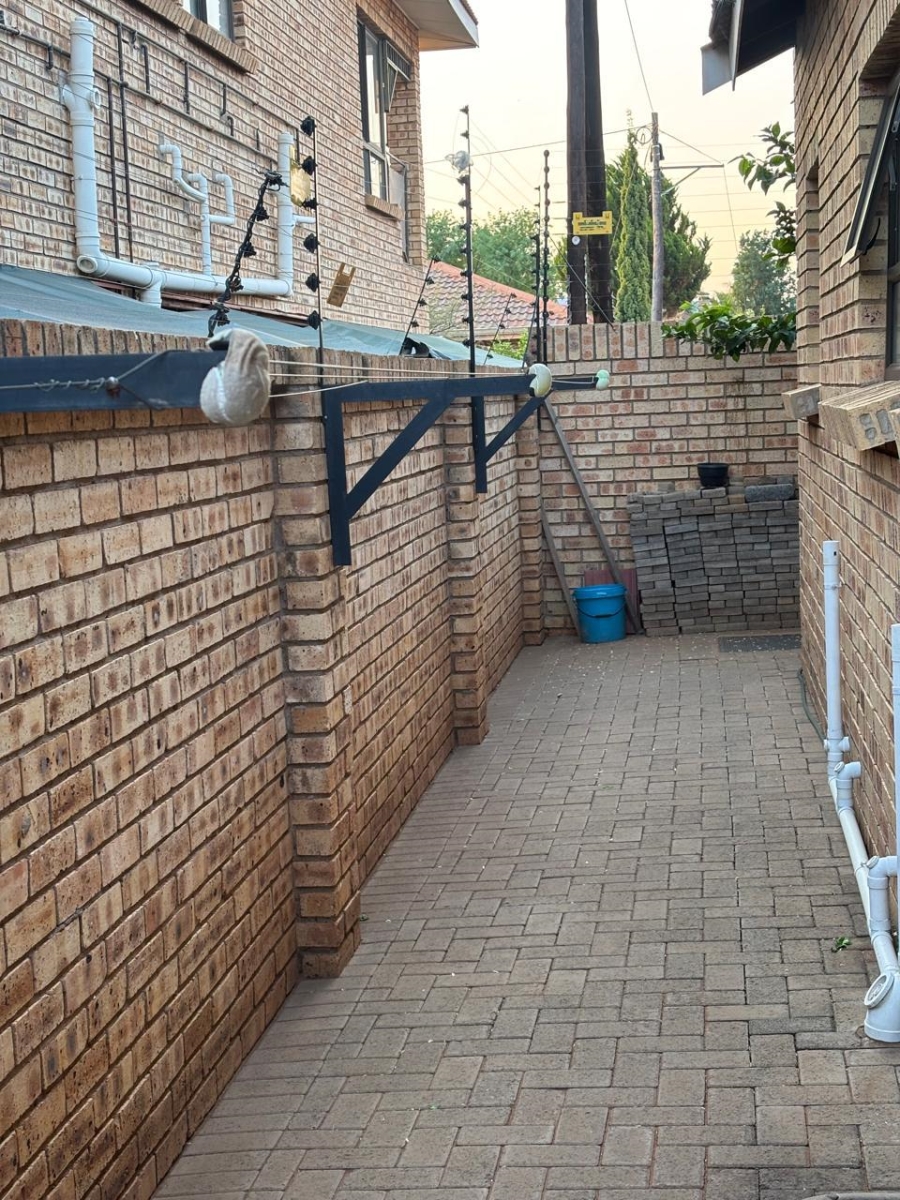 3 Bedroom Property for Sale in Hillcrest Northern Cape